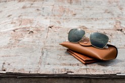 The Ultimate Guide: How to Choose the Right Sunglasses Shape for Your Face